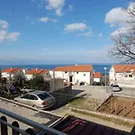 Appartement With Parking Space Njivice, Krk - 21858