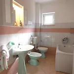 Appartement With Parking Space Njivice, Krk - 21858 *