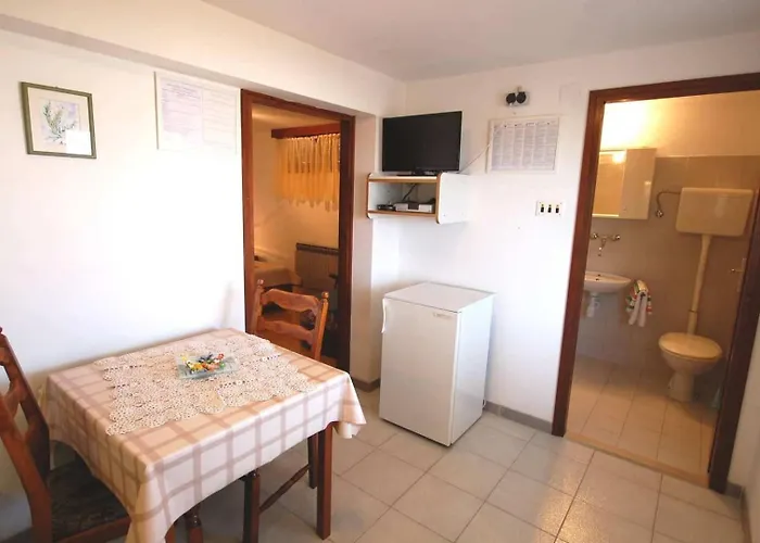 With Parking Space Njivice, Krk - 21858 Apartament